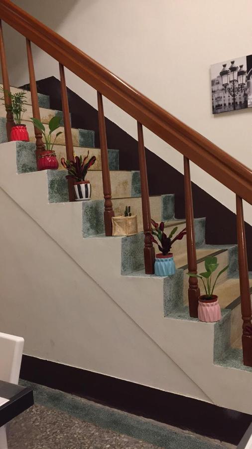 Tara 塔拉Guest House Chiayi Extérieur photo